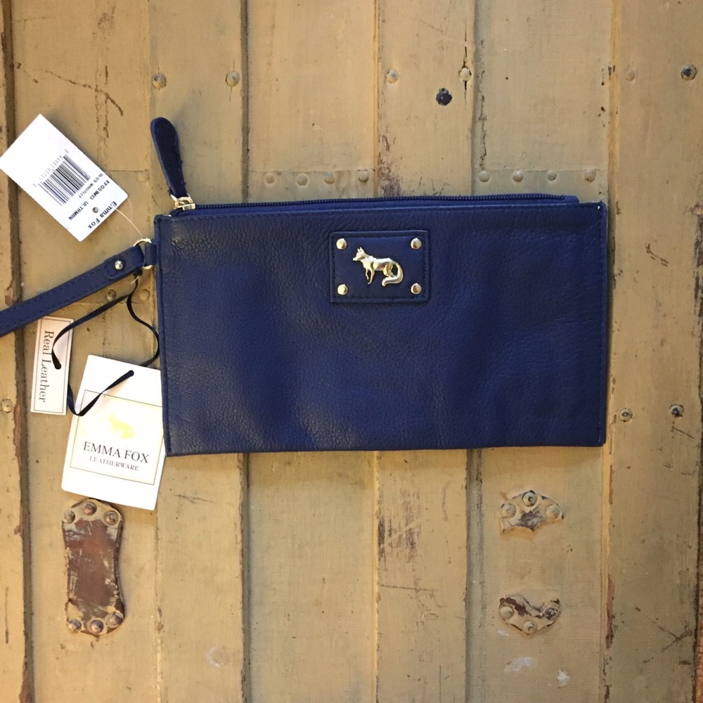 NWT EMMA FOX 100% LEATHER NAVY ZIP WRISTLET CLUTCH